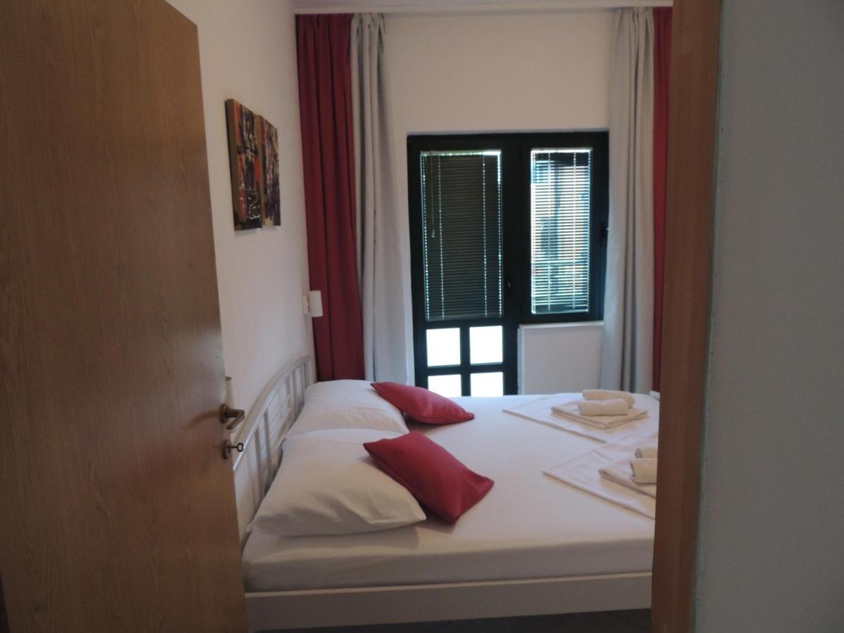 Apartments Suljic - Cash Only Property Stari Grad  Kültér fotó
